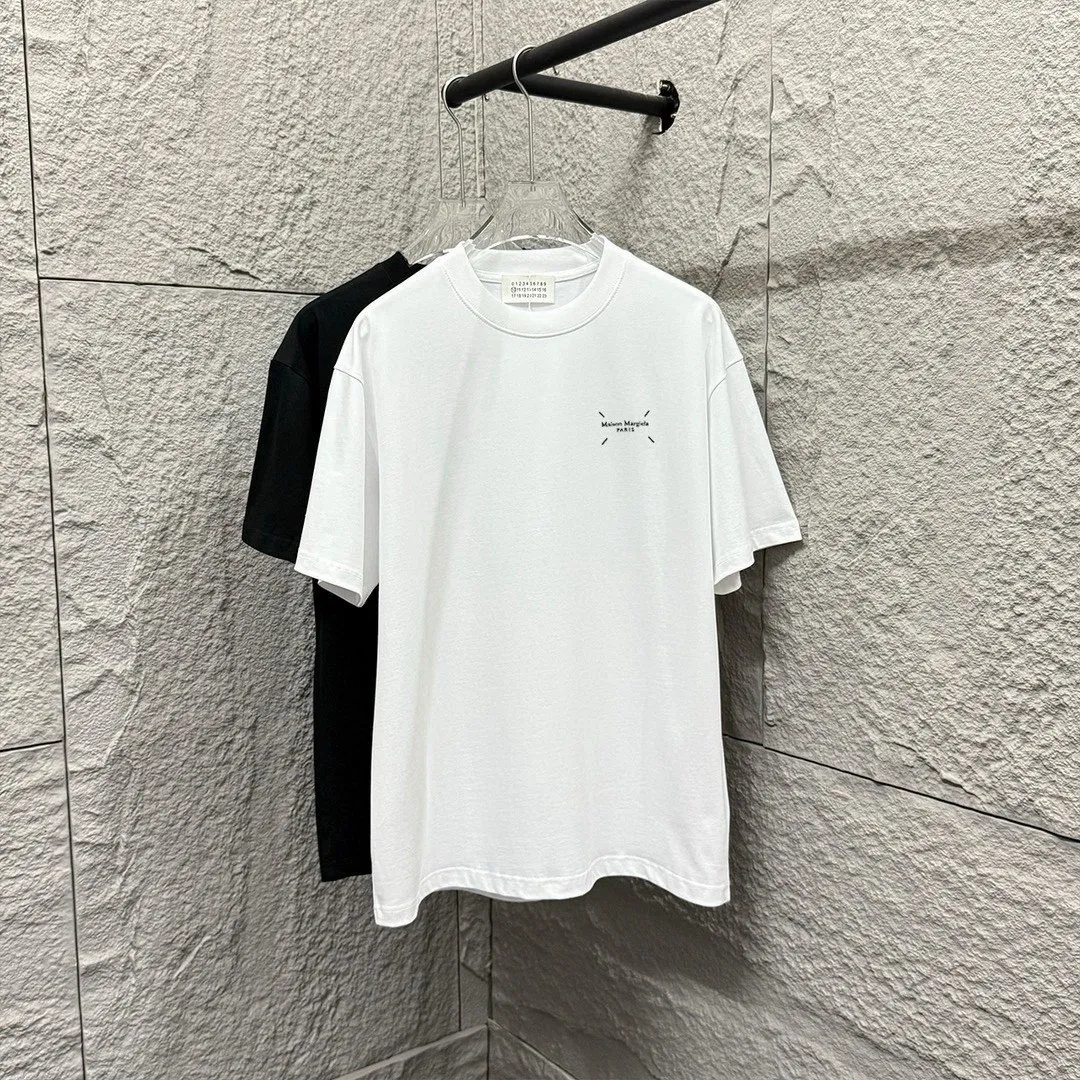 MM 6 * 2025 New Arrival T Same Style ：Black White Size： S （90-130 ） M （120-150 ） L （140-165 ） XL （160-180 ） XXL （180-210 ）